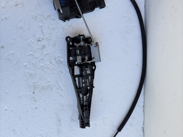 Opel Meriva B 2010-2017 jobb hátsó Ajtózár 13279837