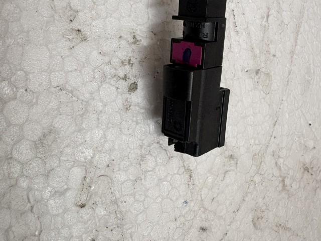 Opel Astra J Antenna, antenna talp