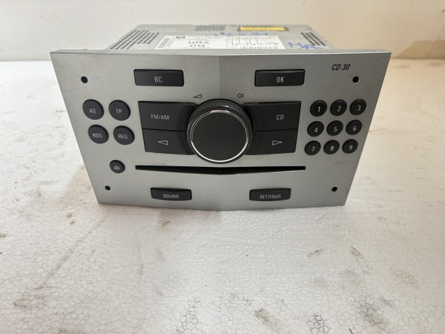 Opel Astra H 2004-2010 Rádió Használt   