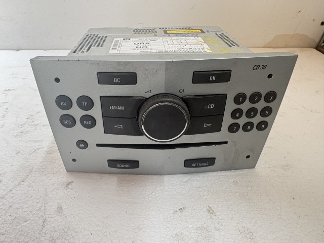 Opel Astra H 2004-2010 Rádió Használt   