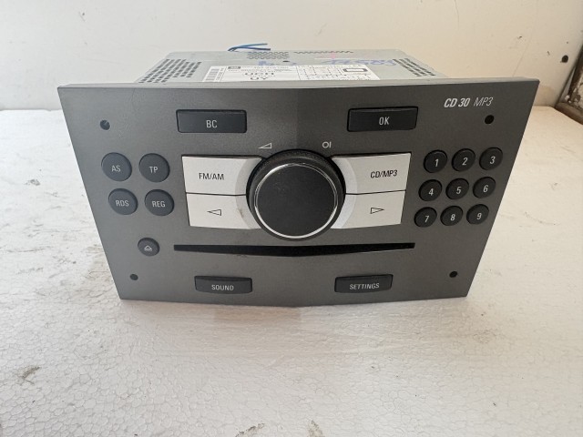 Opel Zafira B 2005-2014 2005-2014 Rádió Használt   