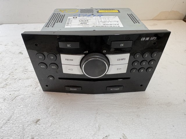 Opel Astra H 2004-2010 Rádió Használt   