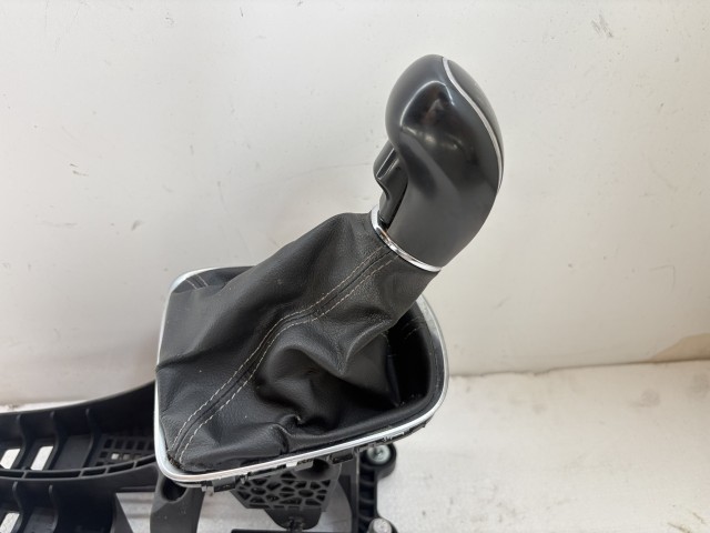 Opel Astra K 2015-2021 Váltókulissza Használt  6 sebességes