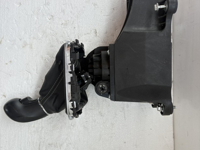 Opel Astra K 2015-2021 Váltókulissza Használt  6 sebességes