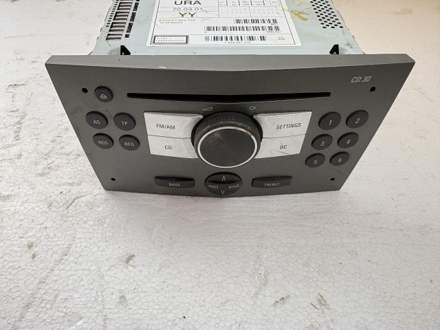 Opel Astra H 2004-2010 Rádió Használt   