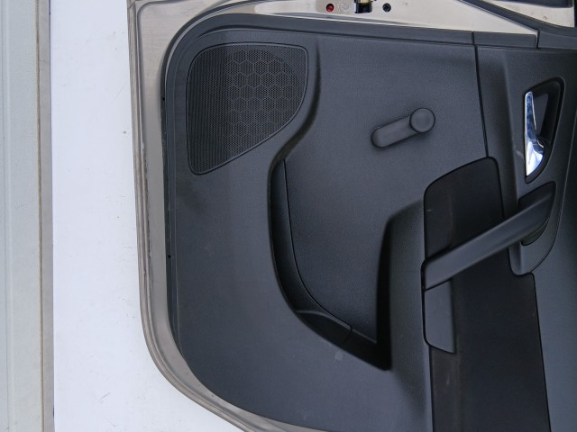 17683 Opel Meriva B 2010-2017 Jobb hátsó Ajtó Barna Z40w