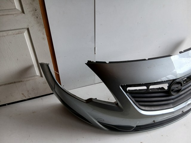 17669 Opel Meriva B 2010-2017 első Lökhárító Szürke Z179