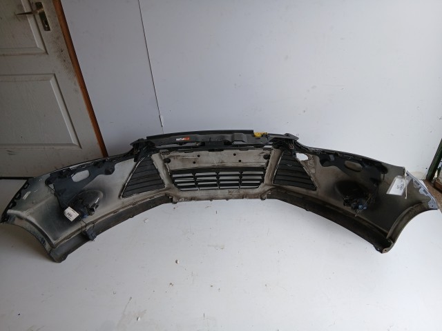 17666 Ford Focus Mk3 első Lökhárító Fekete