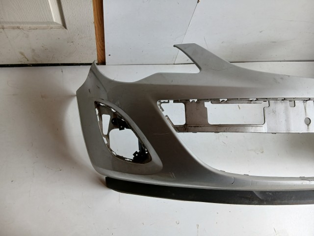 17662 Opel Corsa D 2010-2014 Facelift első Lökhárító Ezüst Z176