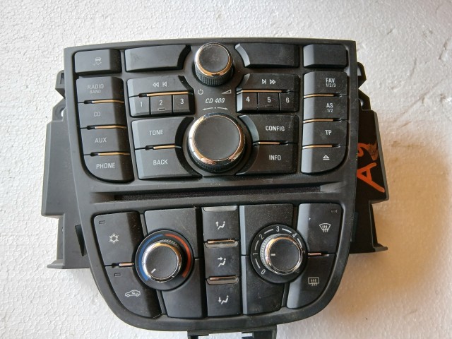 Opel Astra J 2009-2015 Közép konzol Használt