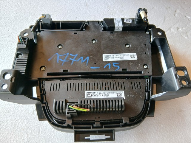 Opel Astra J 2009-2015 Közép konzol Használt