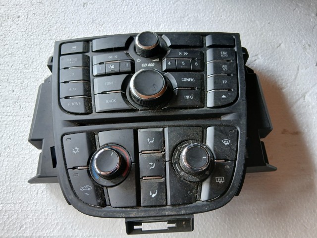 Opel Astra J 2009-2015 Közép konzol Használt