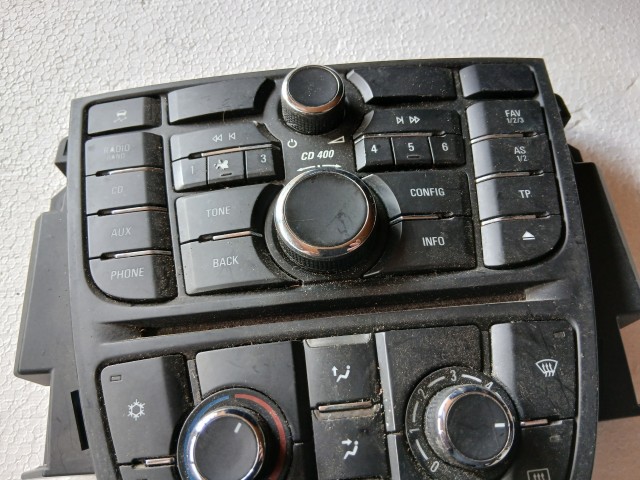 Opel Astra J 2009-2015 Közép konzol Használt