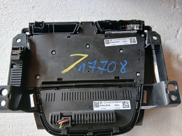 Opel Astra J 2009-2015 Közép konzol Használt