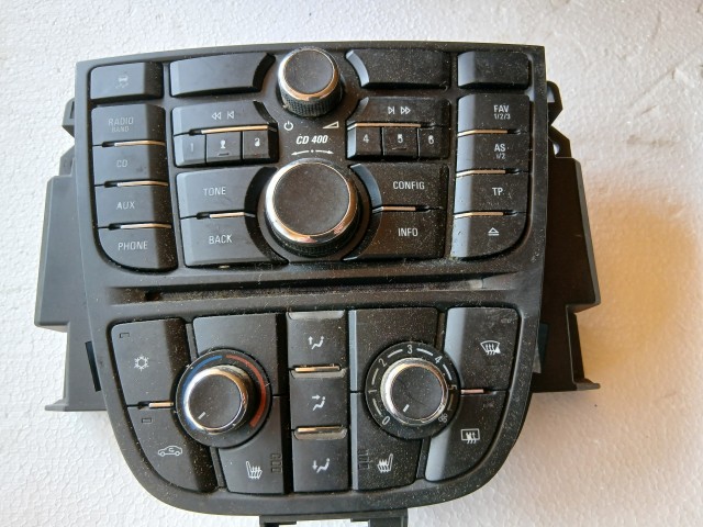 Opel Astra J 2009-2015 Közép konzol Használt