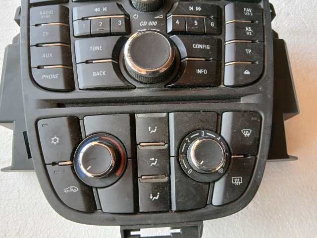 Opel Astra J 2009-2015 Közép konzol Használt