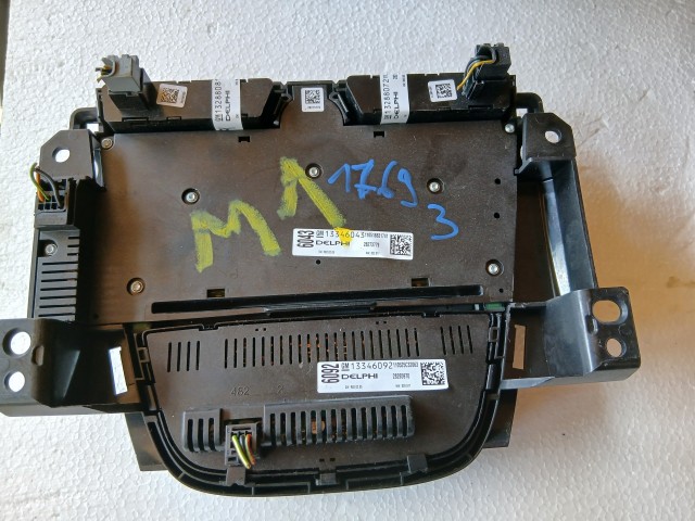 Opel Meriva B 2010-2017 Közép konzol Használt