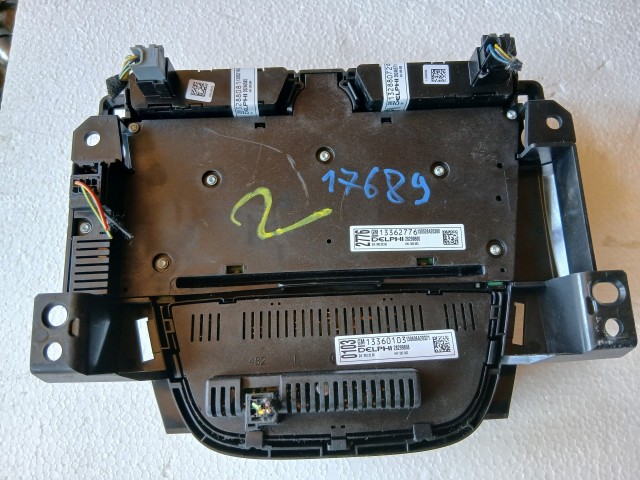 Opel Meriva B 2010-2017 Közép konzol Használt