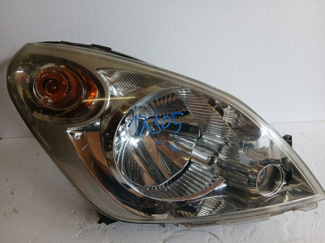 17905 Suzuki SPLASH 2008-2014 Jobb első Lámpa Fényszóró