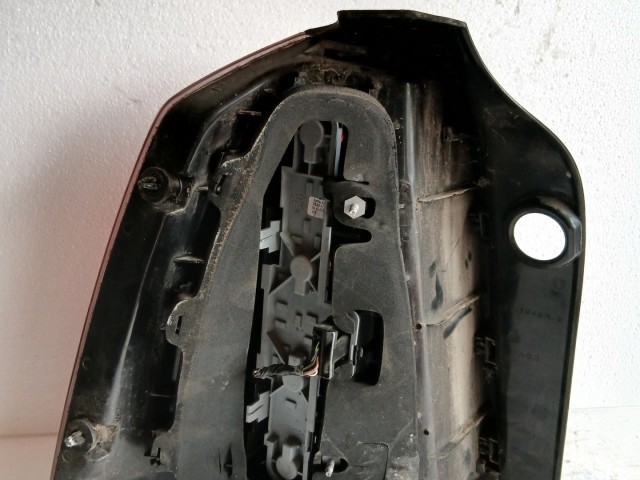 17976 Opel Zafira B 2005-2014 Bal hátsó Lámpa