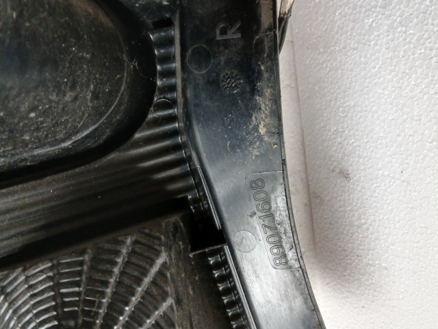 17969 Suzuki SPLASH 2008-2014  Jobb hátsó Lámpa