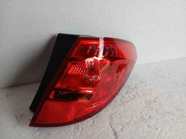 17956 Opel Meriva B 2010-2017  Jobb hátsó Lámpa