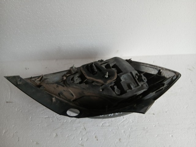 17952 Opel Astra H 2004-2010 Lámpa , Fényszóró Használt  Jobb hátsó
