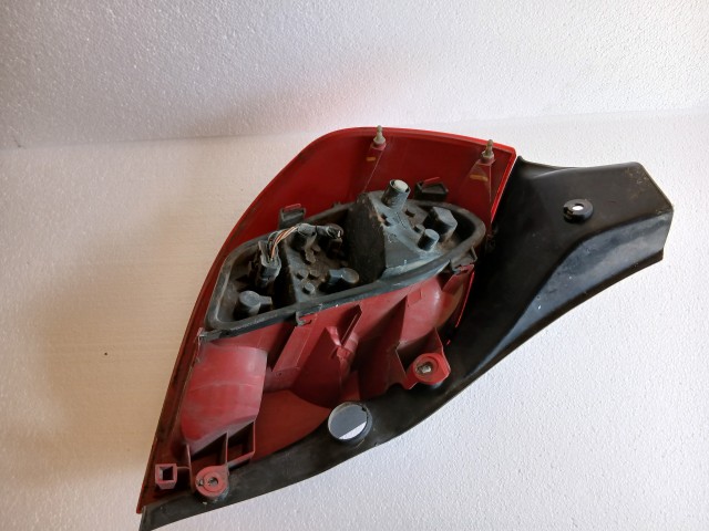 17986 Renault Clio III. 2007-2014  Jobb hátsó Lámpa