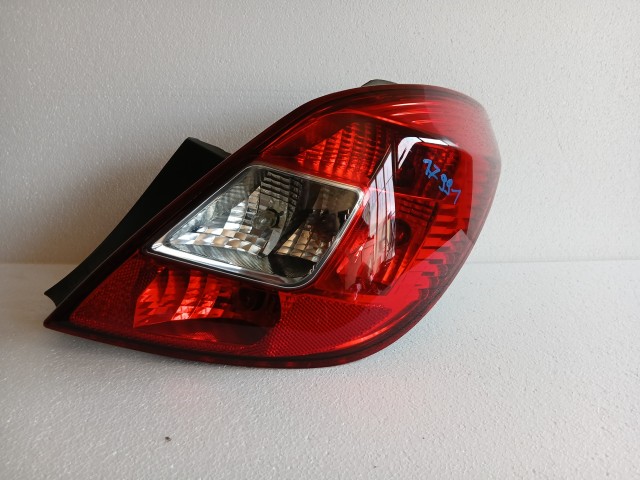 17991 Opel Corsa D 2006-2014  Jobb hátsó Lámpa 5 ajtós