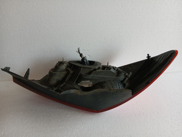 17991 Opel Corsa D 2006-2014  Jobb hátsó Lámpa 5 ajtós