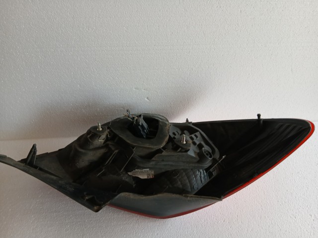 17991 Opel Corsa D 2006-2014  Jobb hátsó Lámpa 5 ajtós