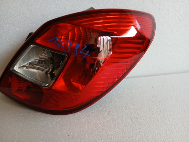 17994 Opel Corsa D 2006-2014 Jobb hátsó Lámpa 5 ajtós