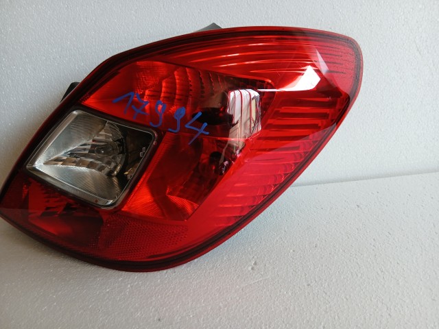 17994 Opel Corsa D 2006-2014 Jobb hátsó Lámpa 5 ajtós