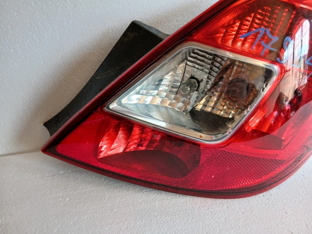 17994 Opel Corsa D 2006-2014 Jobb hátsó Lámpa 5 ajtós