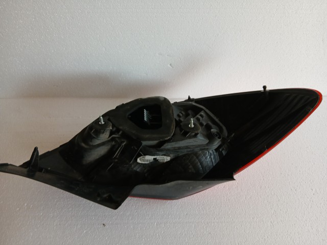 17994 Opel Corsa D 2006-2014 Jobb hátsó Lámpa 5 ajtós