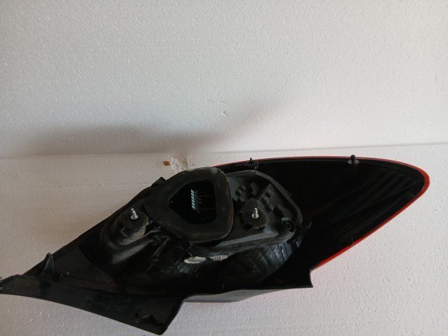 17994 Opel Corsa D 2006-2014 Jobb hátsó Lámpa 5 ajtós