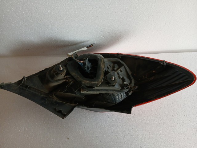 17995 Opel Corsa D 2006-2014  Jobb hátsó Lámpa 5 ajtós