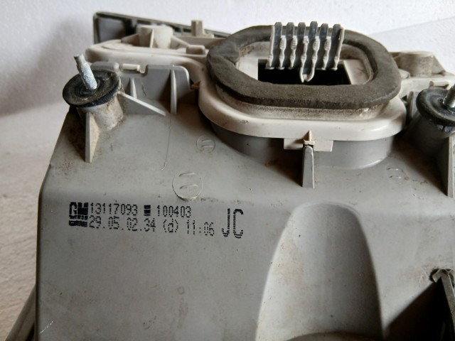 17999 Opel Astra G 1998-2008  Jobb hátsó Lámpa