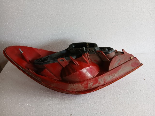 18009 Peugeot 207 2006-2014 Bal hátsó Lámpa