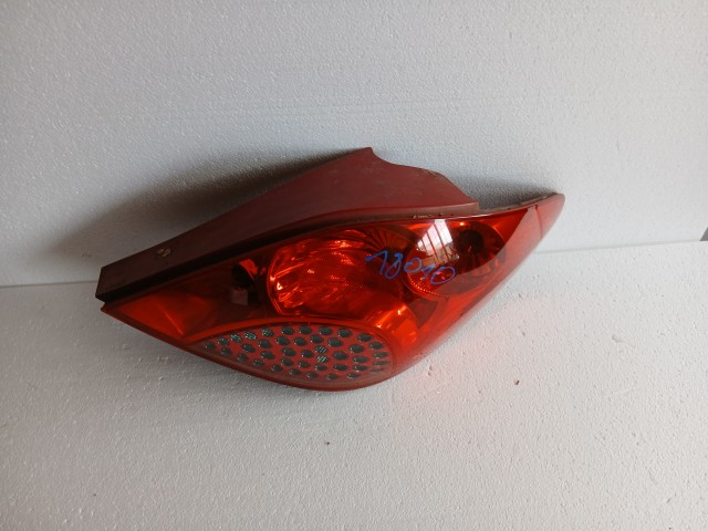 18010 Peugeot 207 2006-2014  Jobb hátsó Lámpa