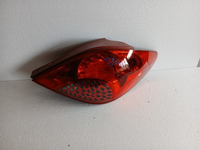 18010 Peugeot 207 2006-2014  Jobb hátsó Lámpa