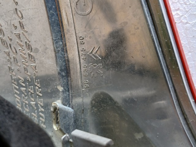 18016 Citroen C4 Picasso 2013-2013  Jobb hátsó Lámpa