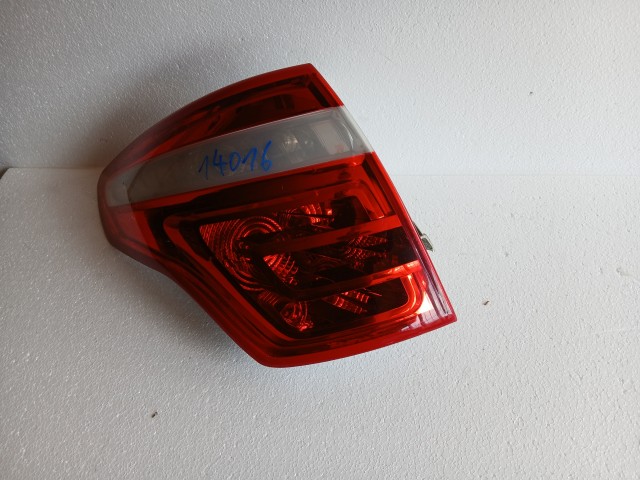 18016 Citroen C4 Picasso 2013-2013  Jobb hátsó Lámpa