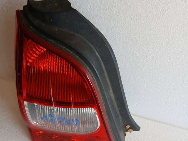 18020 Renault Twingo II 2007-2014 Bal hátsó Lámpa