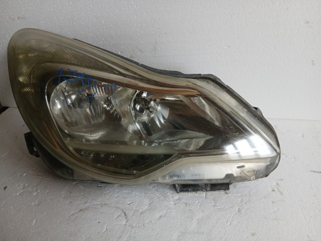 17951 Opel Corsa D 2011-2014 Jobb első Lámpa Fényszóró Facelift