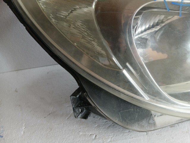17951 Opel Corsa D 2011-2014 Jobb első Lámpa Fényszóró Facelift