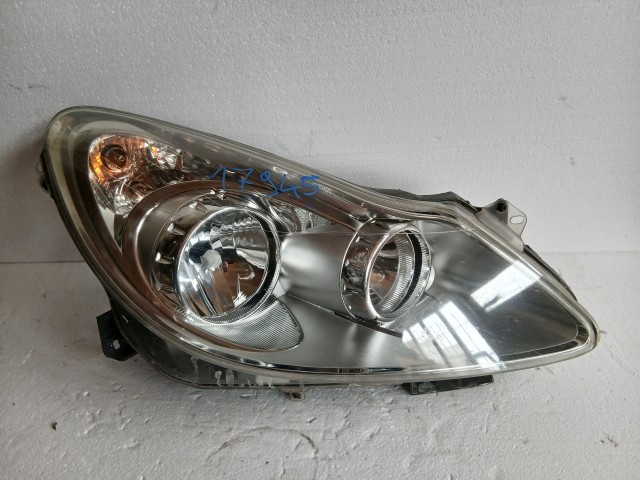 17945 Opel Corsa D 2006-2009 Jobb első Lámpa Fényszóró TYC