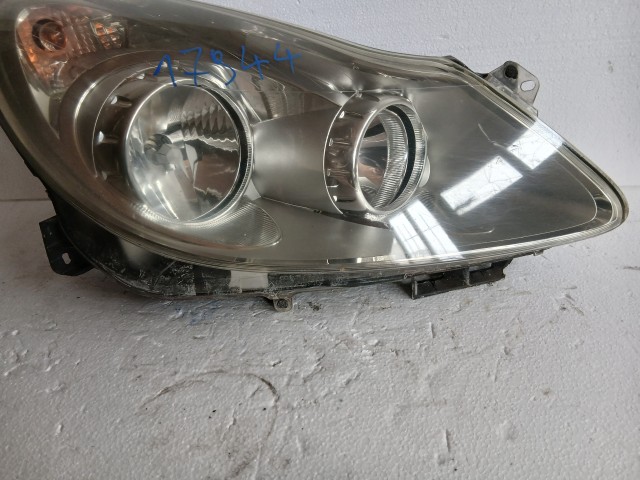 17944 Opel Corsa D 2006-2010 Jobb első Lámpa Fényszóró
