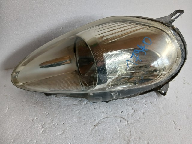 17940 Fiat Grande Punto  2005-2009 Bal első  Lámpa Fényszóró