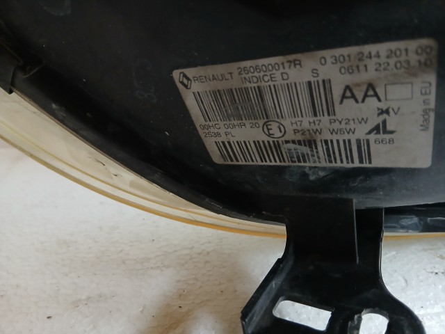 17937 Renault Megane III. 2008-2016 Bal első Lámpa Fényszóró